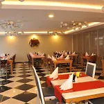 Ξενοδοχείο Palm World &