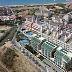 Palm World & Hotel Side