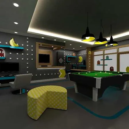 Palm World & Hotell Side