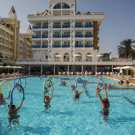 Hotel Palm World &