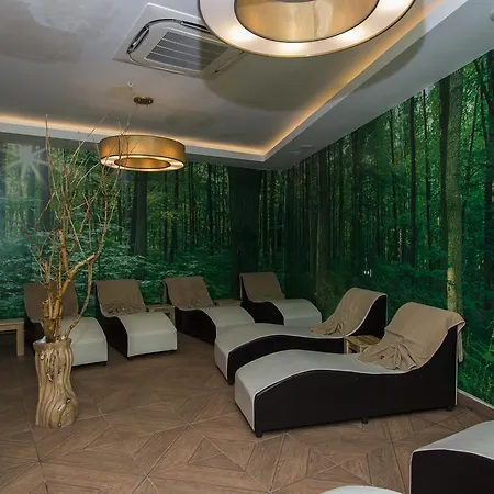 Palm World & Готель