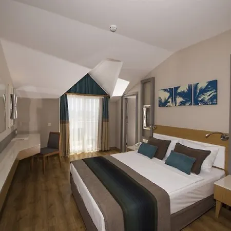 Hotel Palm World & Side