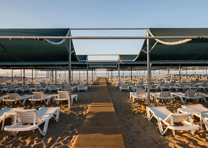 Palm World & Hotel 5*