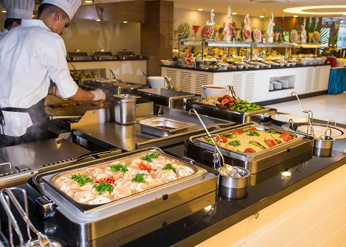 Palm World & Szálloda Side