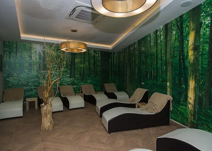 Palm World & Szálloda