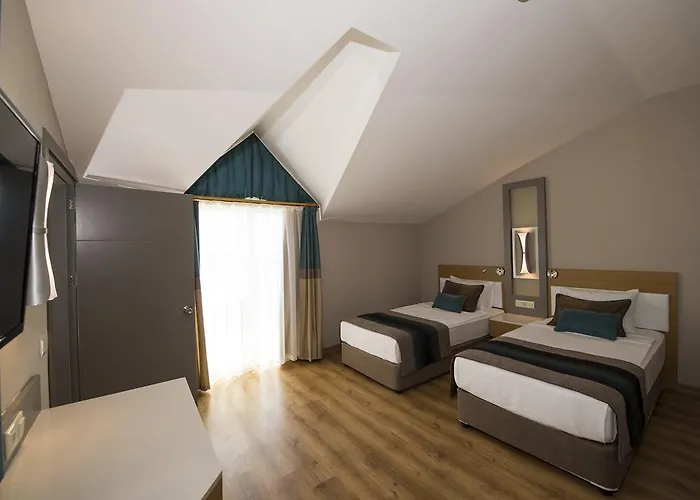 Hotel Palm World & Side