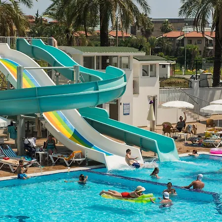 Hotel Palm World & Sidé