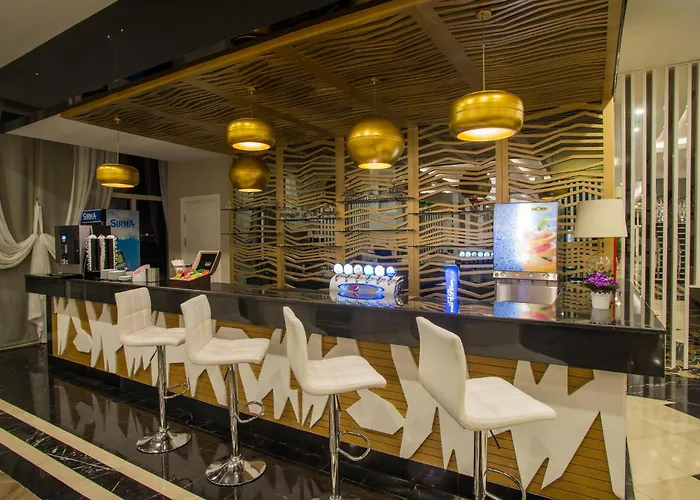 Hotell Palm World & Side