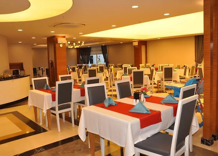 Hotell Palm World & Side